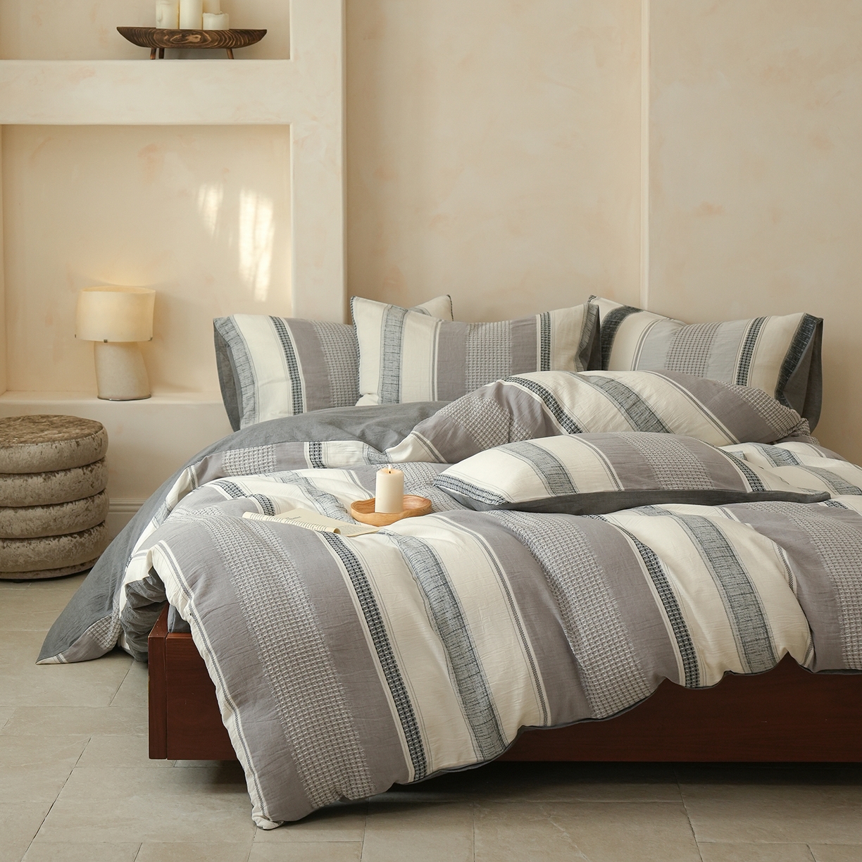 91家纺网 家纺一手货源 找家纺 寐居家纺 2025新款全棉A类60支水洗色织提花四件套 希尔薇-灰