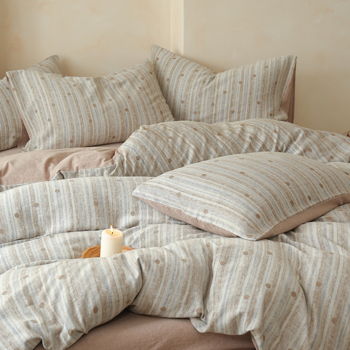 91家纺网 家纺一手货源 找家纺 （总）寐居家纺 2025新款全棉A类60支水洗色织提花四件套