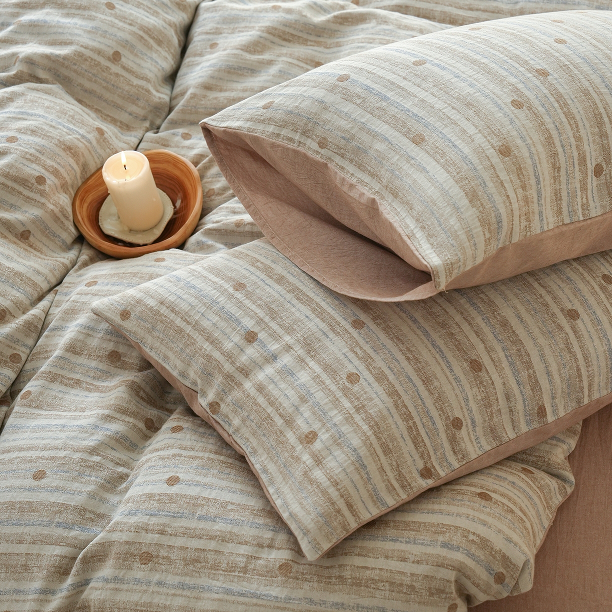 91家纺网 家纺一手货源 找家纺 （总）寐居家纺 2025新款全棉A类60支水洗色织提花四件套