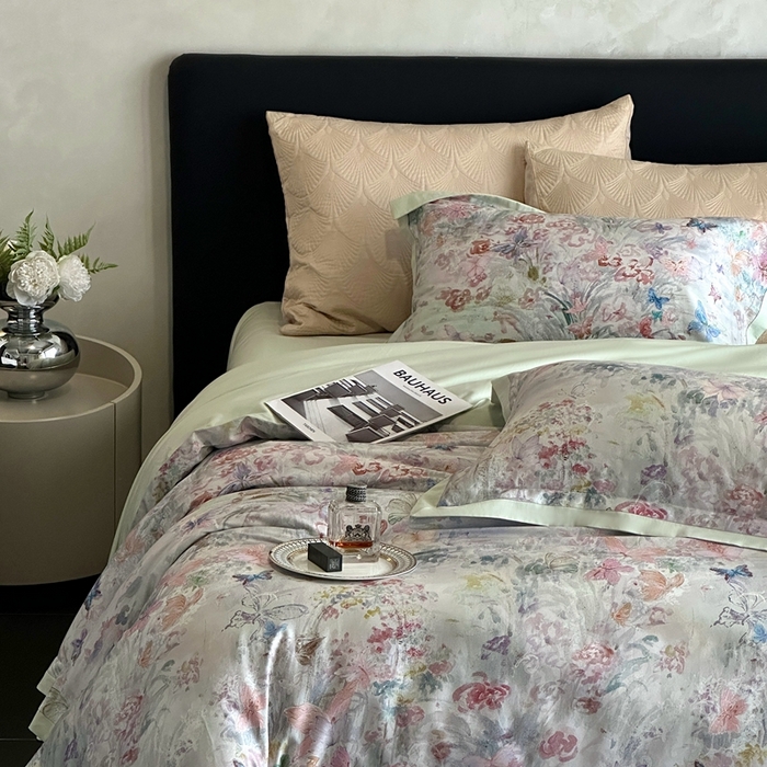 91家纺网 家纺一手货源 找家纺 南泉坊 2025新款长绒棉纯棉丝光工艺数码印花四件套 精灵花园