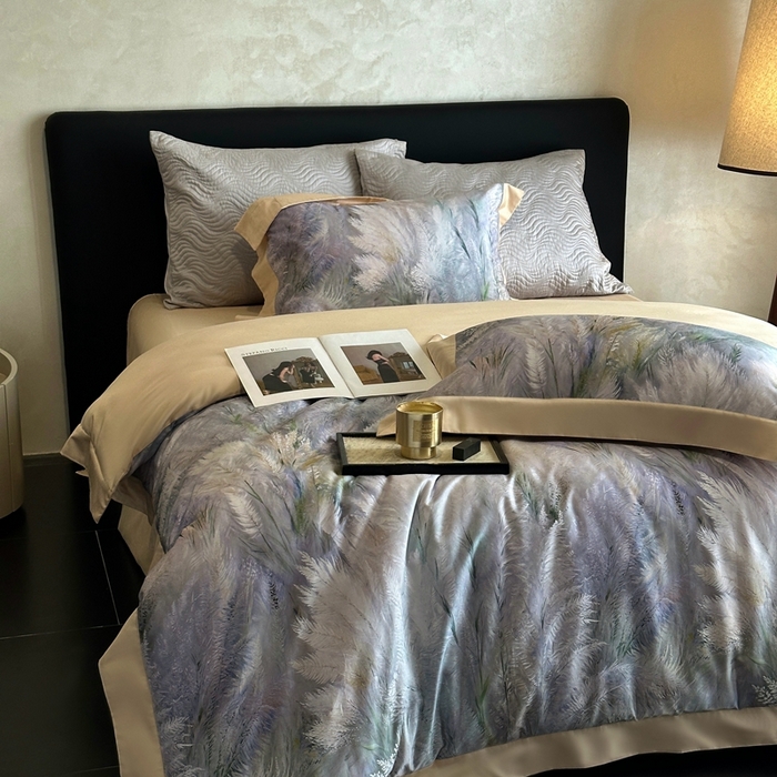 91家纺网 家纺一手货源 找家纺 南泉坊 2025新款长绒棉纯棉丝光工艺数码印花四件套 克洛伊米驼色