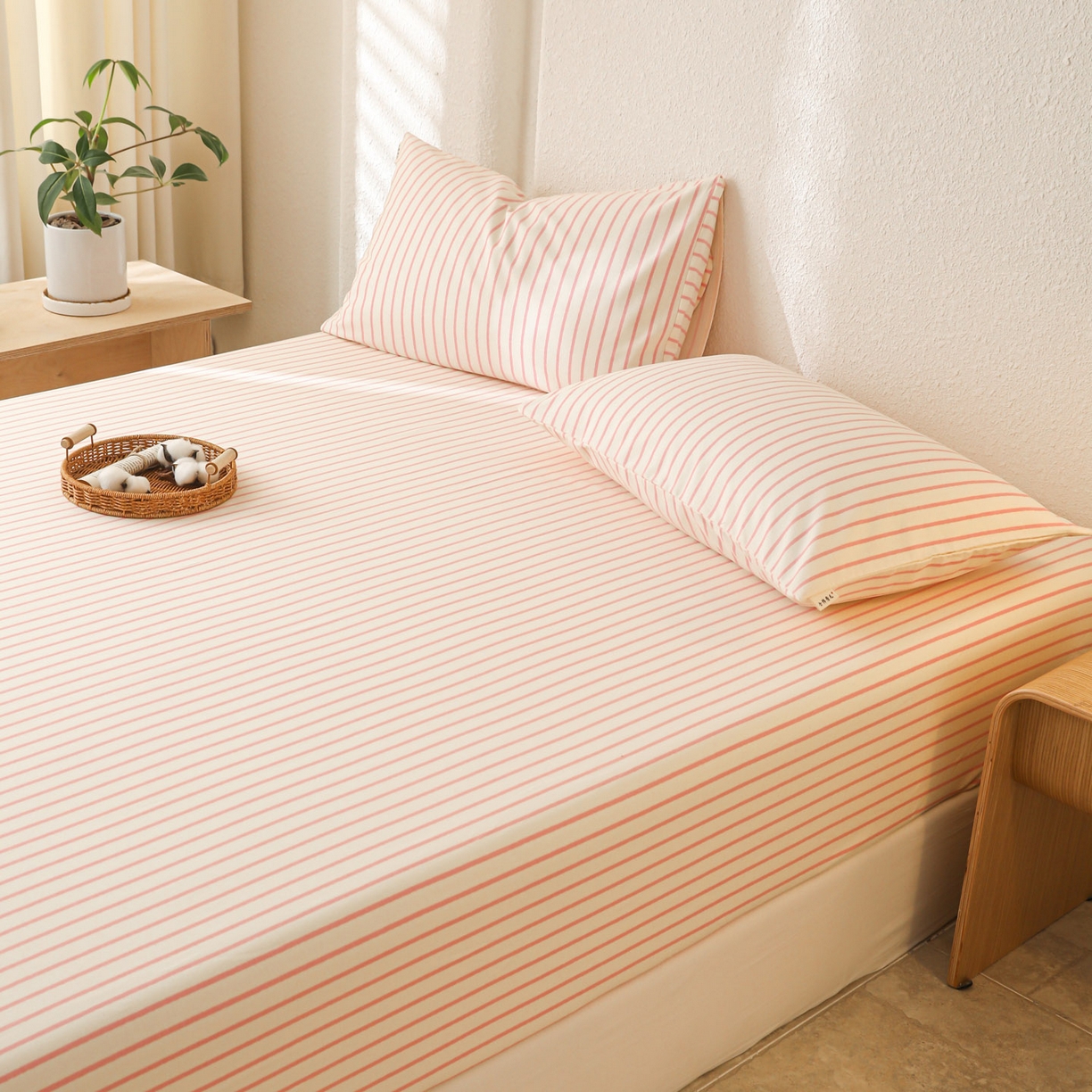 91家纺网 家纺一手货源 找家纺 简宜家居（朝初家纺） 2025新款纯棉全棉磨毛单床笠系列 线素-粉