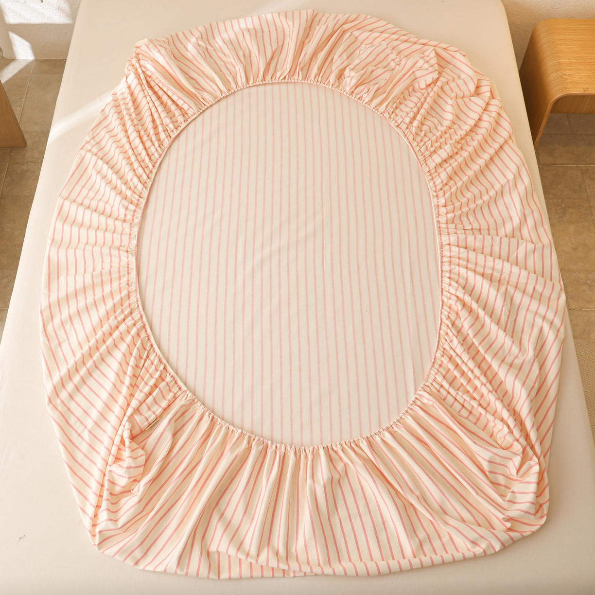 91家纺网 家纺一手货源 找家纺 简宜家居（朝初家纺） 2025新款纯棉全棉磨毛单床笠系列 线素-粉