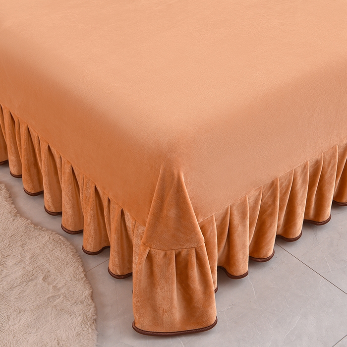 91家纺网 家纺一手货源 找家纺 赛丽雅 2025新款牛奶绒床裙四件套8-9斤法莱绒直播爆款日产2万套 可爱小熊 