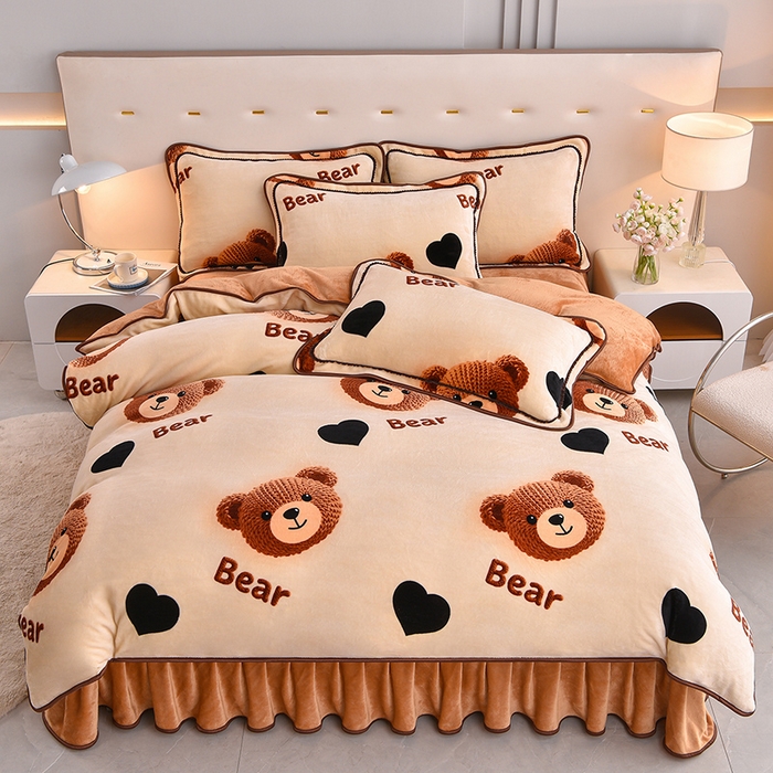 赛丽雅 2025新款牛奶绒床裙四件套8-9斤法莱绒直播爆款日产2万套 可爱小熊 