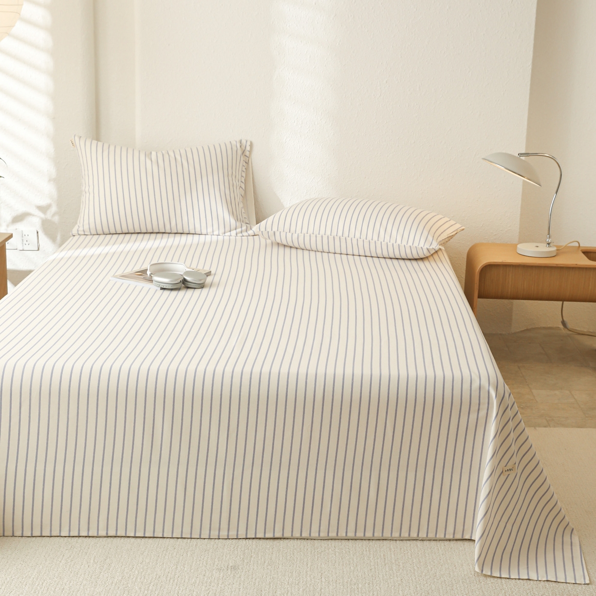 91家纺网 家纺一手货源 找家纺 简宜家居（朝初家纺） 2025新款纯棉全棉磨毛单床单系列 线素-蓝