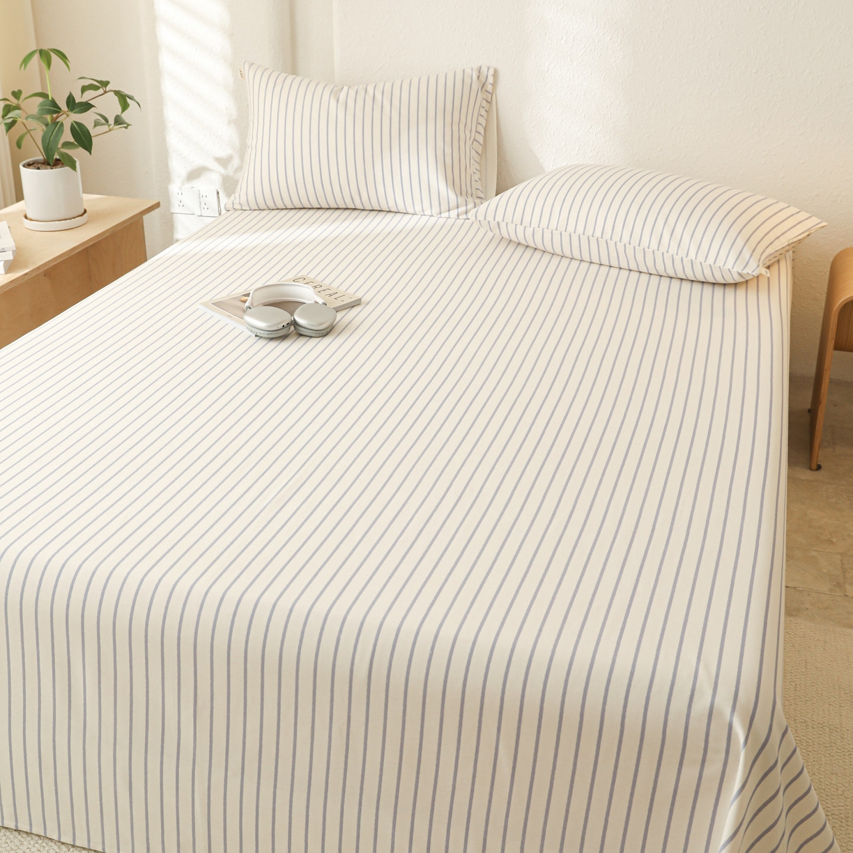 91家纺网 家纺一手货源 找家纺 简宜家居（朝初家纺） 2025新款纯棉全棉磨毛单床单系列 线素-蓝