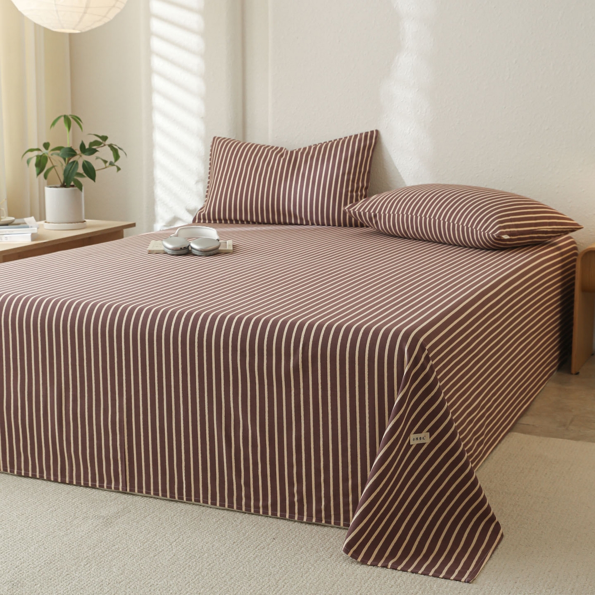 91家纺网 家纺一手货源 找家纺 简宜家居（朝初家纺） 2025新款纯棉全棉磨毛单床单系列 线素-微醺紫