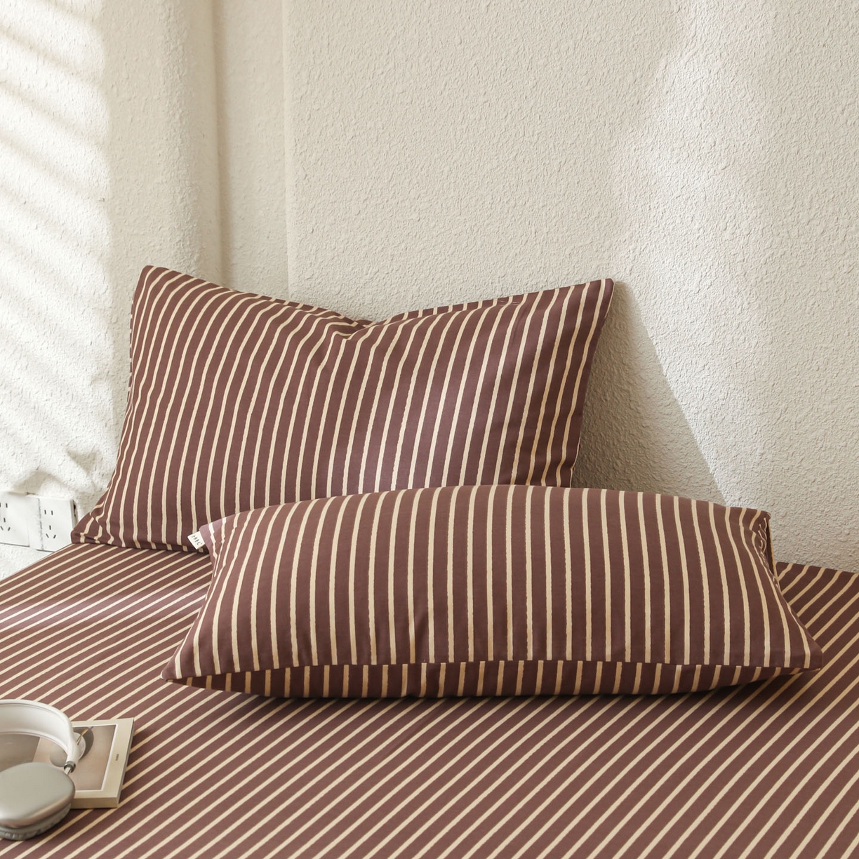 91家纺网 家纺一手货源 找家纺 简宜家居（朝初家纺） 2025新款纯棉全棉磨毛单床单系列 线素-微醺紫