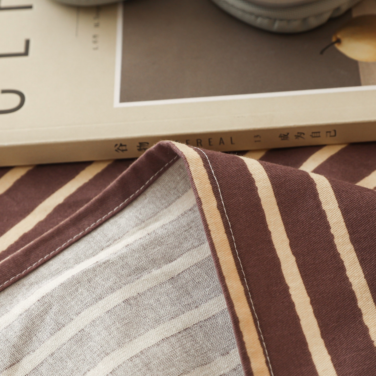 91家纺网 家纺一手货源 找家纺 简宜家居（朝初家纺） 2025新款纯棉全棉磨毛单床单系列 线素-微醺紫