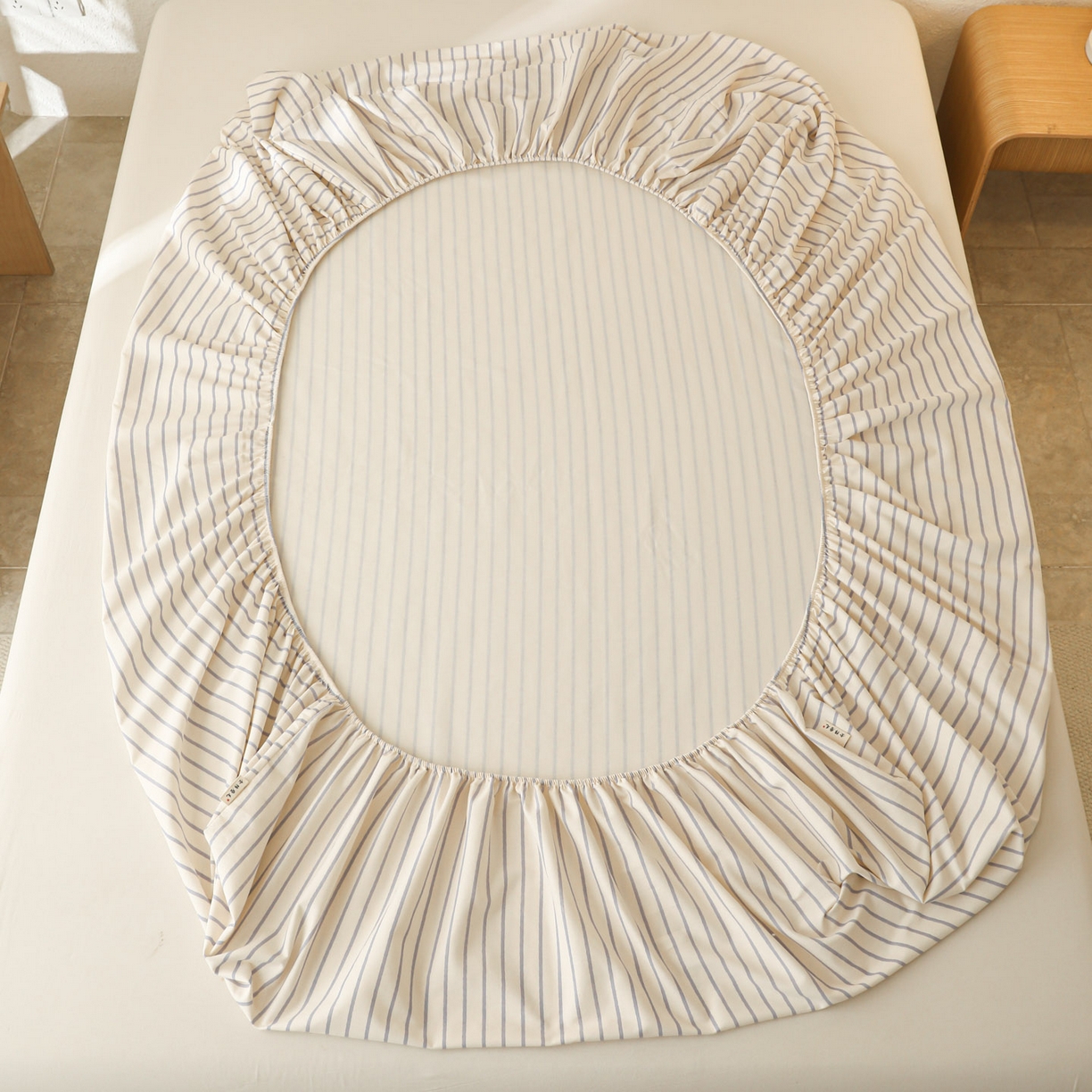 91家纺网 家纺一手货源 找家纺 简宜家居（朝初家纺） 2025新款纯棉全棉磨毛单床笠系列 线素-蓝