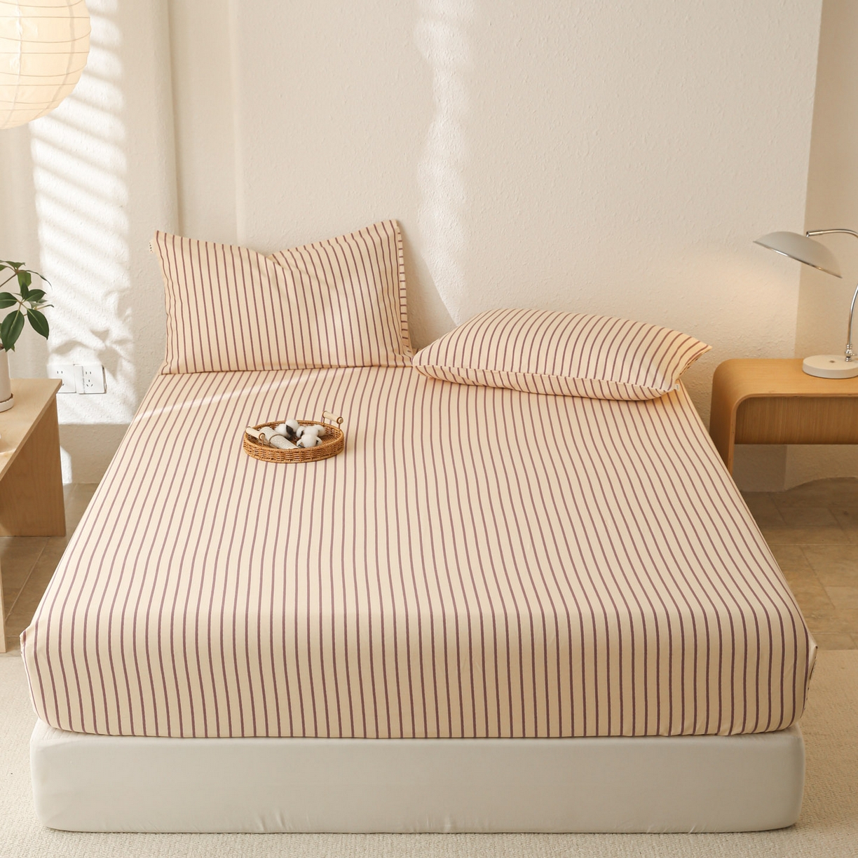 91家纺网 家纺一手货源 找家纺 简宜家居（朝初家纺） 2025新款纯棉全棉磨毛单床笠系列 线素-浅紫