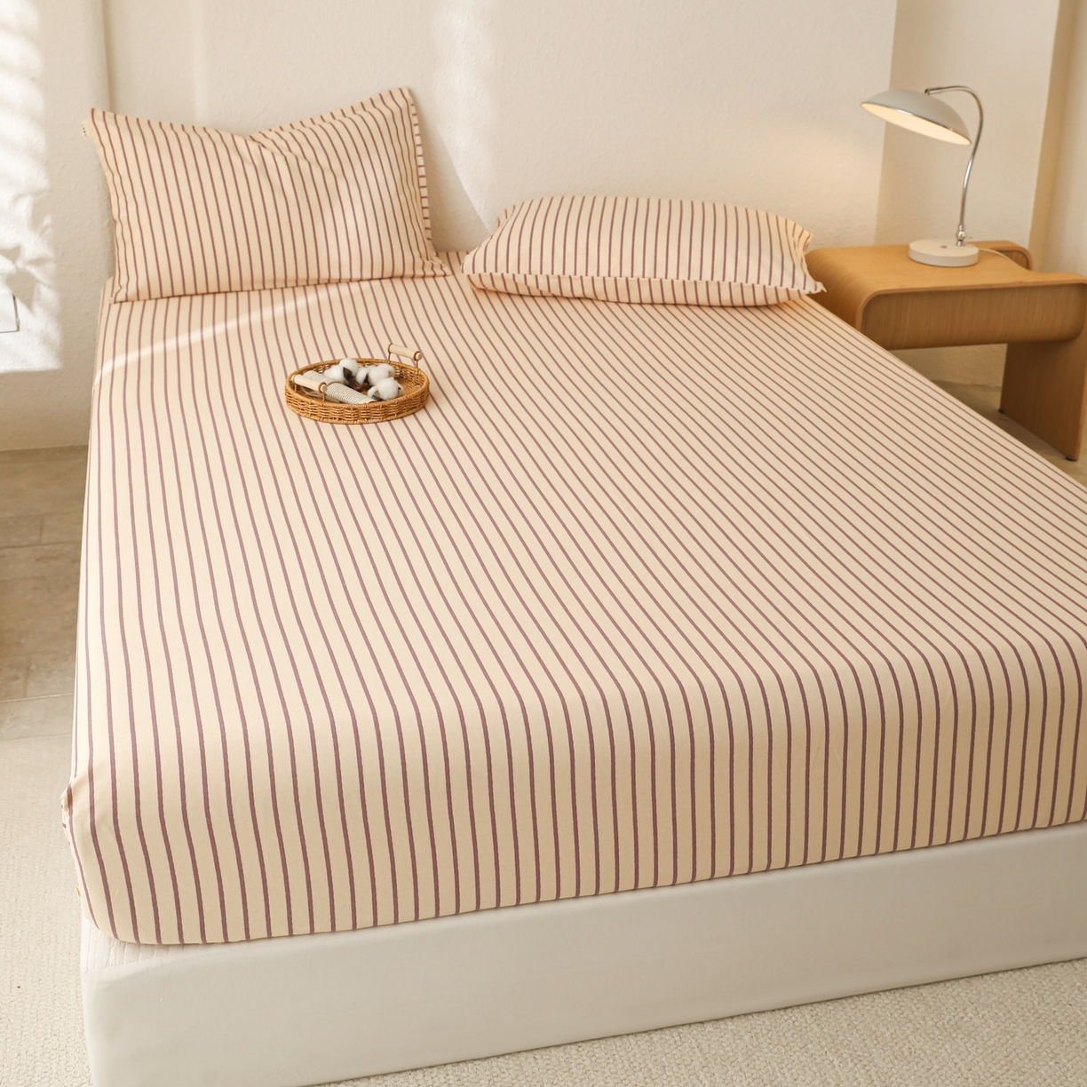 91家纺网 家纺一手货源 找家纺 简宜家居（朝初家纺） 2025新款纯棉全棉磨毛单床笠系列 线素-浅紫