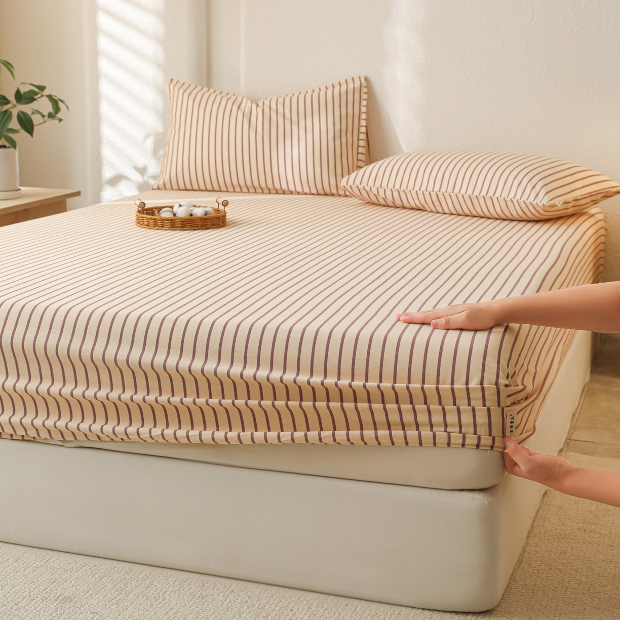 91家纺网 家纺一手货源 找家纺 简宜家居（朝初家纺） 2025新款纯棉全棉磨毛单床笠系列 线素-浅紫