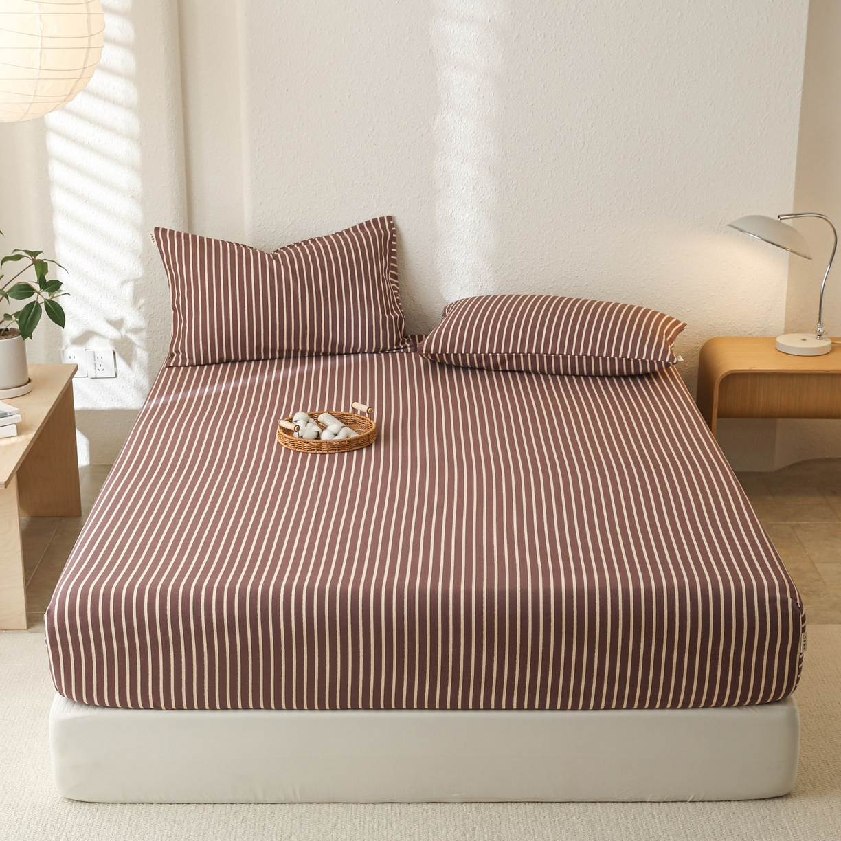 91家纺网 家纺一手货源 找家纺 简宜家居（朝初家纺） 2025新款纯棉全棉磨毛单床笠系列 线素-微醺紫