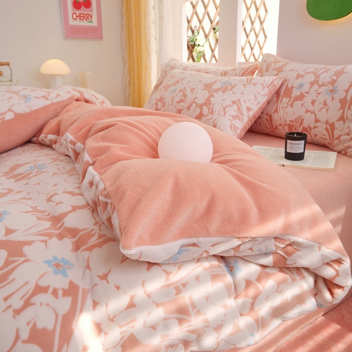 91家纺网 家纺一手货源 找家纺 菡宝 【第一批】2025雕花绒牛奶绒四件套-邦尼兔-支持定做定制尺寸 笙如夏花粉