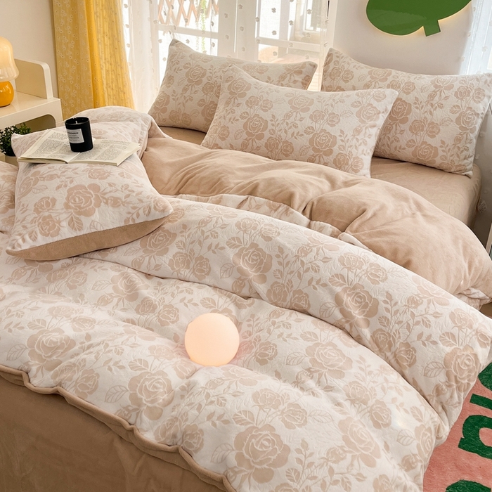 91家纺网 家纺一手货源 找家纺 菡宝 【第一批】2025雕花绒牛奶绒四件套-邦尼兔-支持定做定制尺寸 玫瑰花香杏