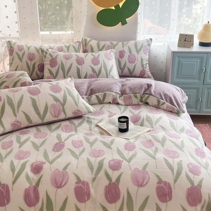 91家纺网 家纺一手货源 找家纺 菡宝 【第一批】2025雕花绒牛奶绒四件套-邦尼兔-支持定做定制尺寸 郁金花香紫