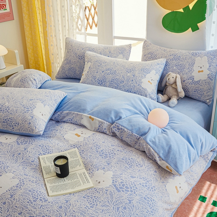 91家纺网 家纺一手货源 找家纺 菡宝 【第一批】2025雕花绒牛奶绒四件套-邦尼兔-支持定做定制尺寸 邦尼兔蓝
