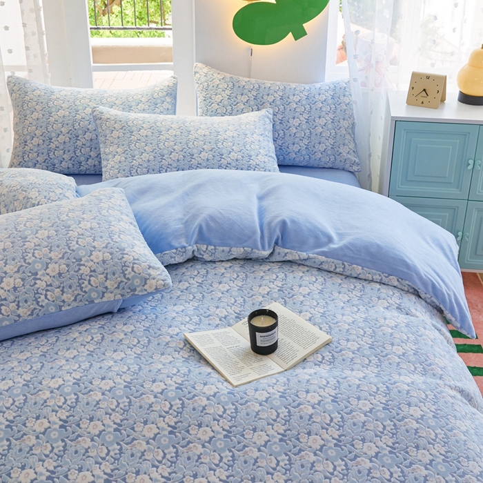 91家纺网 家纺一手货源 找家纺 菡宝 【第一批】2025雕花绒牛奶绒四件套-邦尼兔-支持定做定制尺寸 蔓朵蓝