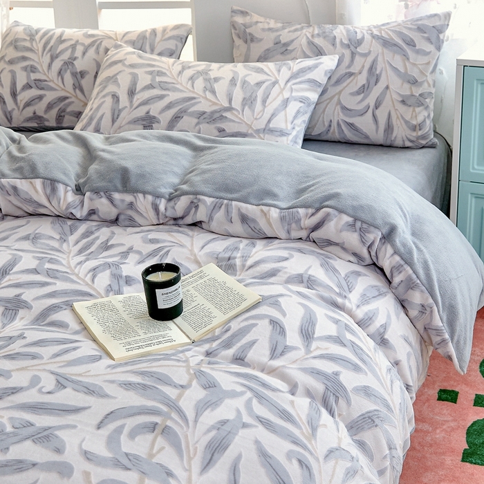 91家纺网 家纺一手货源 找家纺 菡宝 【第一批】2025雕花绒牛奶绒四件套-邦尼兔-支持定做定制尺寸 倾羽