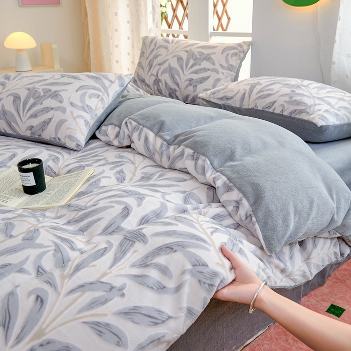 91家纺网 家纺一手货源 找家纺 菡宝 【第一批】2025雕花绒牛奶绒四件套-邦尼兔-支持定做定制尺寸 倾羽