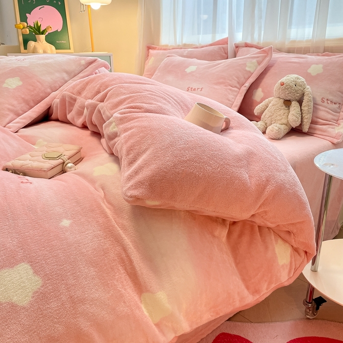 91家纺网 家纺一手货源 找家纺 （总）川悦生活 2025新款高克重牛奶绒四件套-系列二