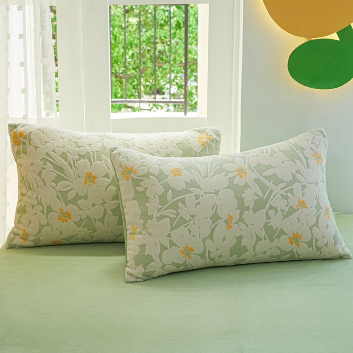 91家纺网 家纺一手货源 找家纺 菡宝 【第一批】2025雕花绒牛奶绒四件套-邦尼兔-支持定做定制尺寸 笙如夏花绿