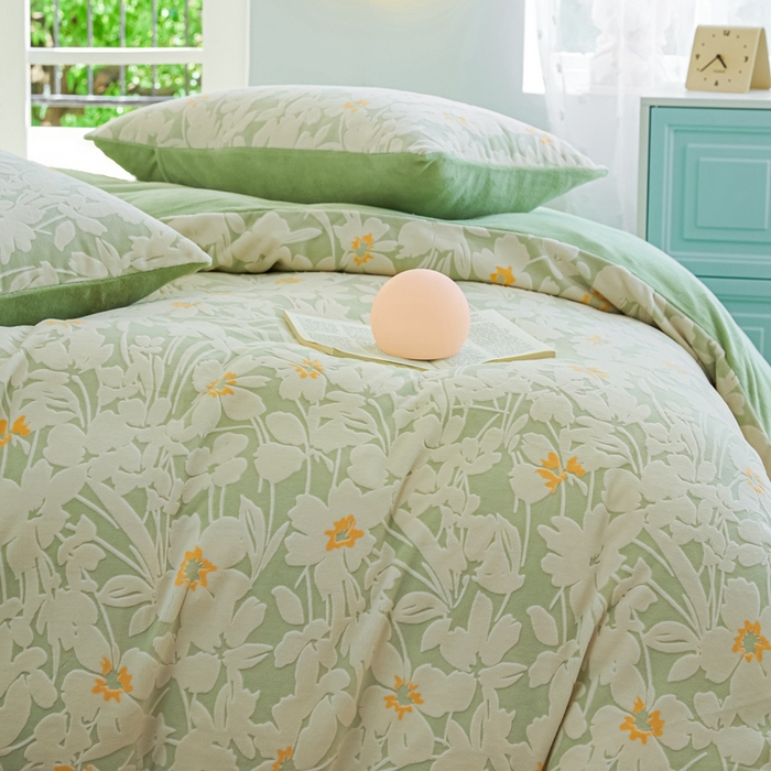 91家纺网 家纺一手货源 找家纺 菡宝 【第一批】2025雕花绒牛奶绒四件套-邦尼兔-支持定做定制尺寸 笙如夏花绿