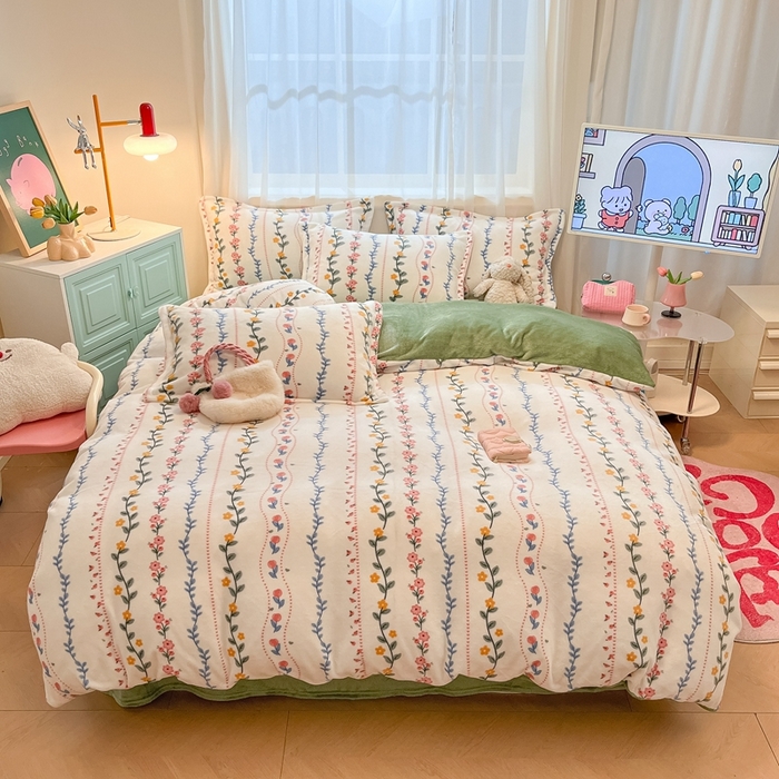 91家纺网 家纺一手货源 找家纺 川悦生活 【提供买家秀】2025新款高克重牛奶绒四件套-系列二 花意