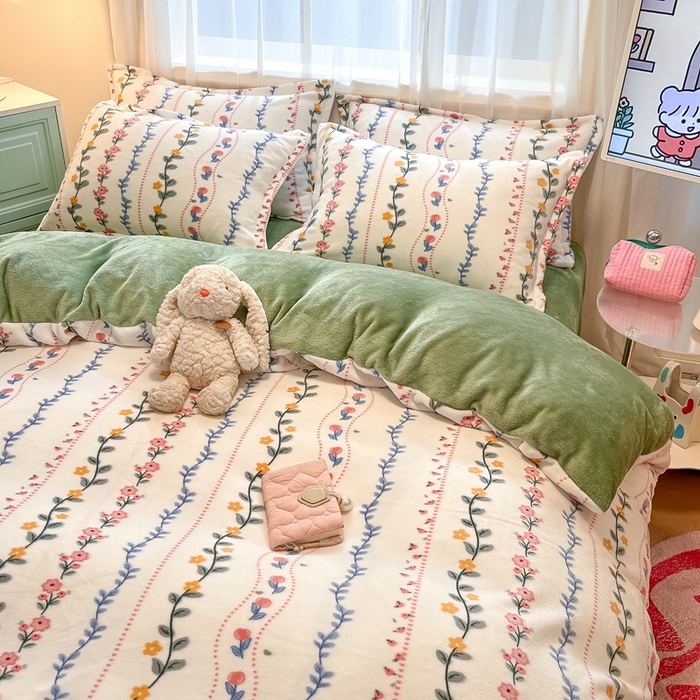 91家纺网 家纺一手货源 找家纺 川悦生活 【提供买家秀】2025新款高克重牛奶绒四件套-系列二 花意