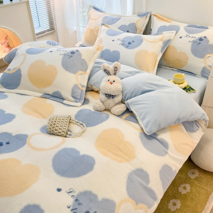 91家纺网 家纺一手货源 找家纺 川悦生活 【提供买家秀】2025新款高克重牛奶绒四件套-系列二 浪漫国度-蓝