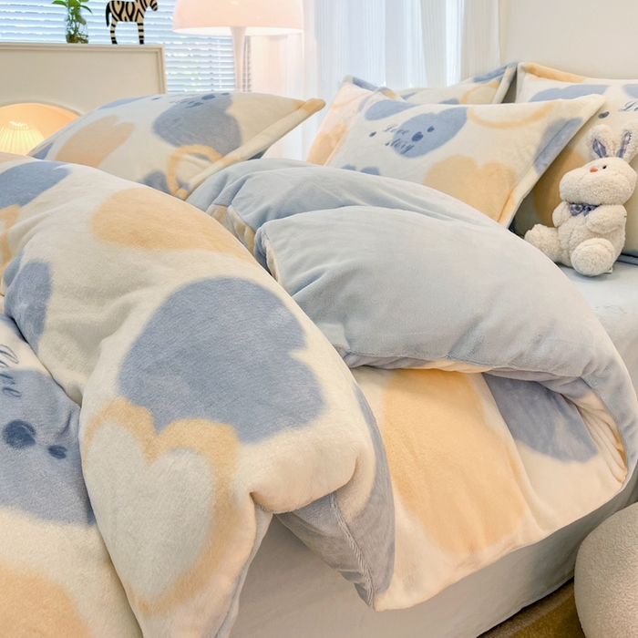 91家纺网 家纺一手货源 找家纺 川悦生活 【提供买家秀】2025新款高克重牛奶绒四件套-系列二 浪漫国度-蓝