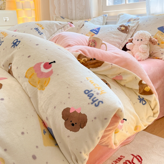 91家纺网 家纺一手货源 找家纺 川悦生活 2025新款高克重牛奶绒四件套-系列二 奶油噗妮-粉