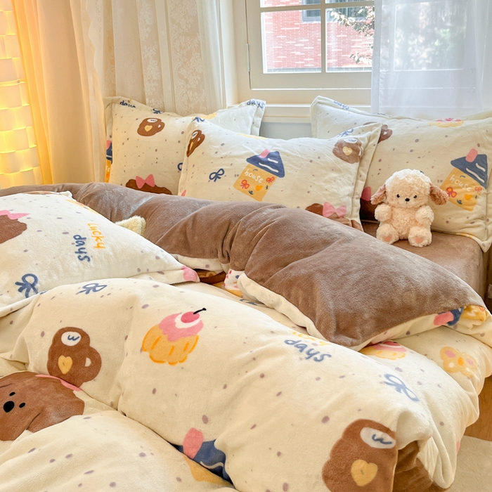 91家纺网 家纺一手货源 找家纺 川悦生活 2025新款高克重牛奶绒四件套-系列二 奶油噗妮-咖