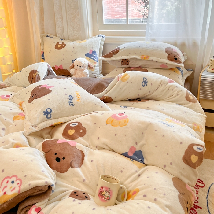 91家纺网 家纺一手货源 找家纺 川悦生活 2025新款高克重牛奶绒四件套-系列二 奶油噗妮-咖