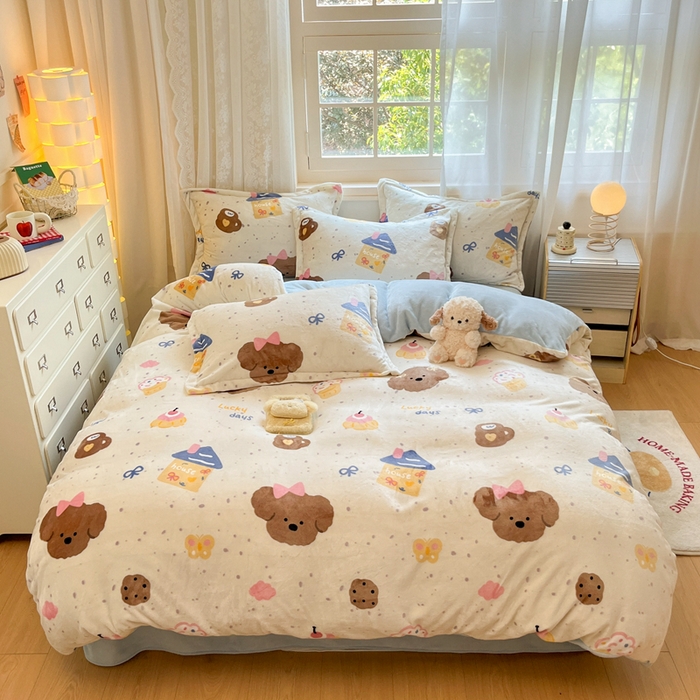 91家纺网 家纺一手货源 找家纺 川悦生活 2025新款高克重牛奶绒四件套-系列二 奶油噗妮-蓝