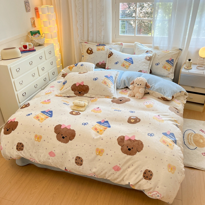 91家纺网 家纺一手货源 找家纺 川悦生活 2025新款高克重牛奶绒四件套-系列二 奶油噗妮-蓝