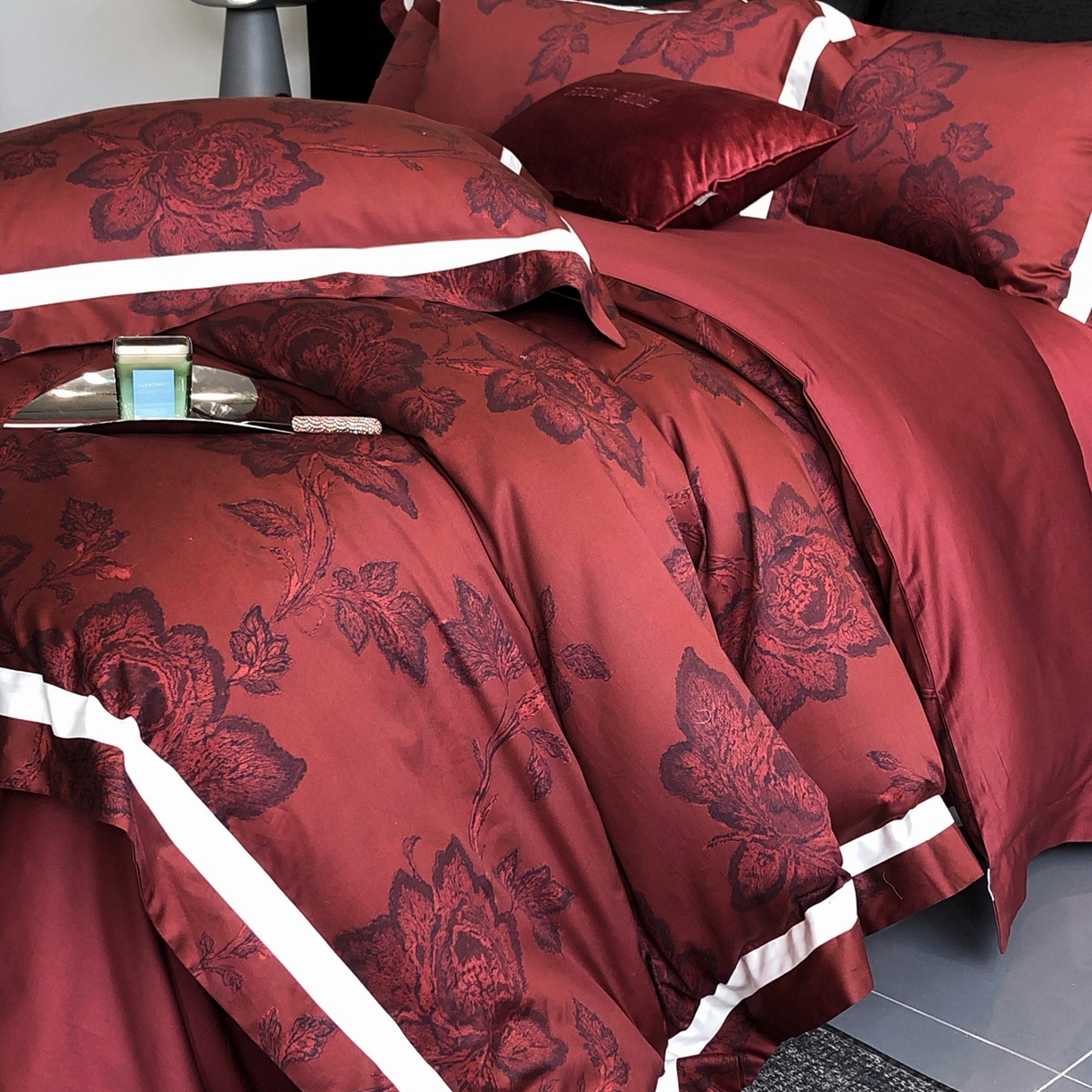 91家纺网 家纺一手货源 找家纺 （总）馨蕊家居 2025新款秋冬新品高奢简约活性数码印花四件套-柏林