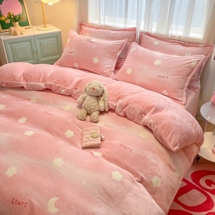 91家纺网 家纺一手货源 找家纺 川悦生活 2025新款高克重牛奶绒四件套-系列二 暖星星-粉