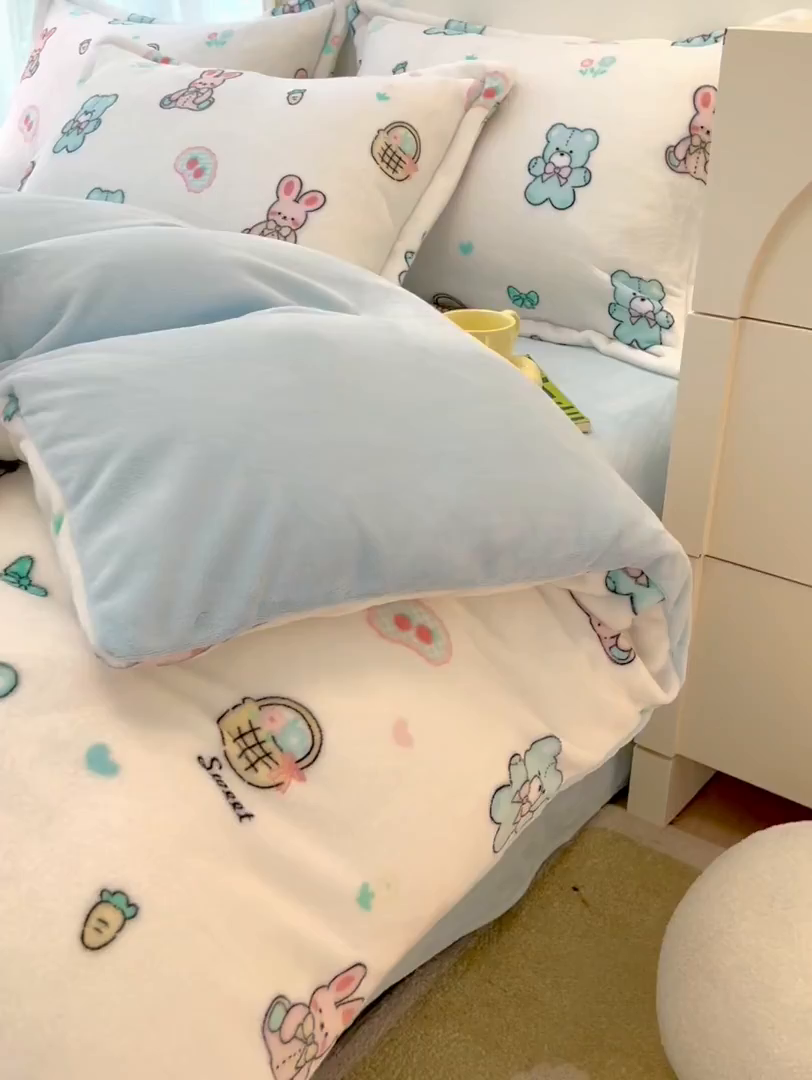 91家纺网 家纺一手货源 找家纺 川悦生活 2025新款高克重牛奶绒四件套-系列二 少女日志-蓝