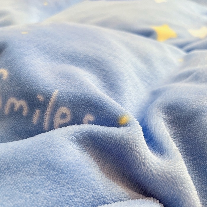 91家纺网 家纺一手货源 找家纺 川悦生活 2025新款高克重牛奶绒四件套-系列二 微笑爱心