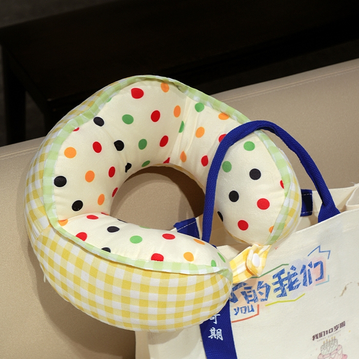 91家纺网 家纺一手货源 找家纺 （总）仟亿莱 2025新款泡泡纱驼峰波点格子U型枕