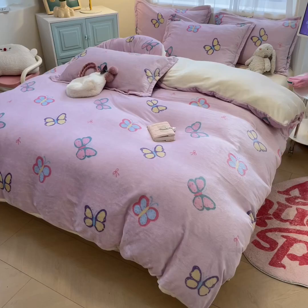 91家纺网 家纺一手货源 找家纺 川悦生活 2025新款高克重牛奶绒四件套-系列二 小芙蝶意-奶黄