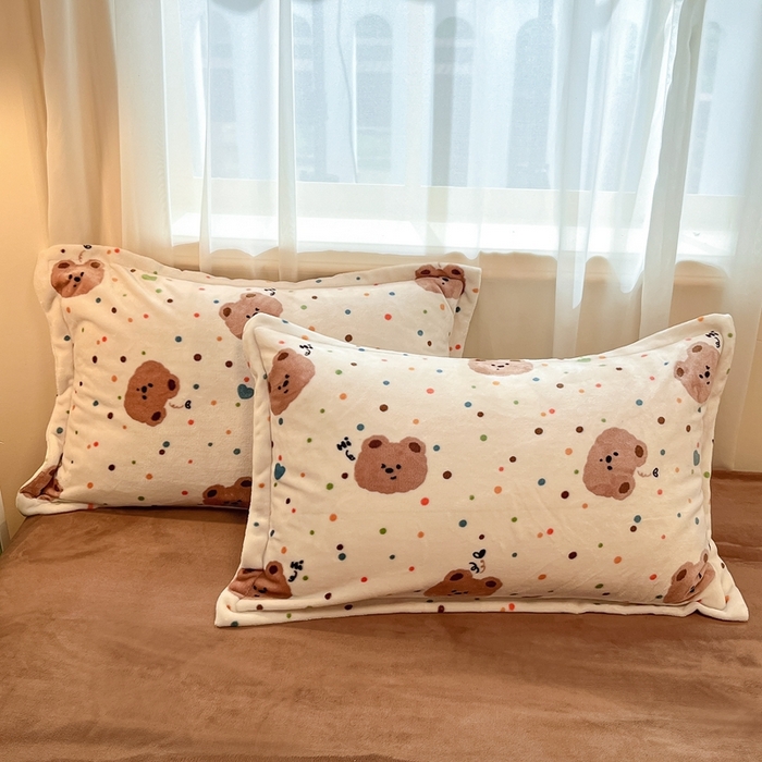 91家纺网 家纺一手货源 找家纺 川悦生活 2025新款高克重牛奶绒四件套-系列二 小熊仔仔