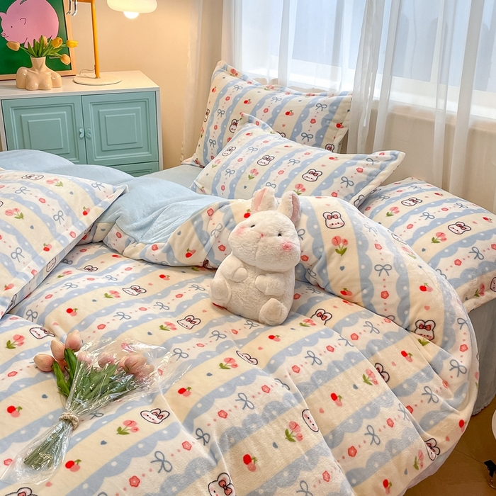 91家纺网 家纺一手货源 找家纺 川悦生活 2025新款高克重牛奶绒四件套-系列二 心心蜜兔