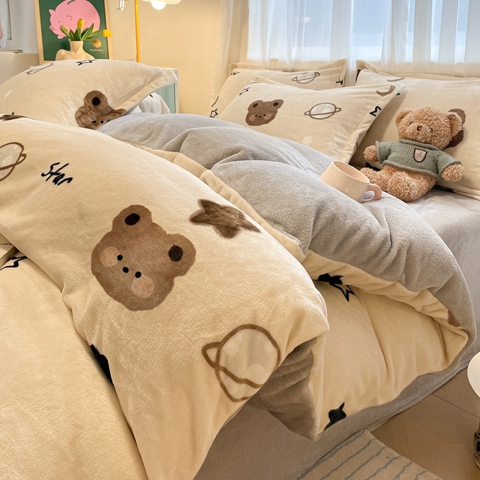 91家纺网 家纺一手货源 找家纺 川悦生活 2025新款高克重牛奶绒四件套-系列二 星际小熊