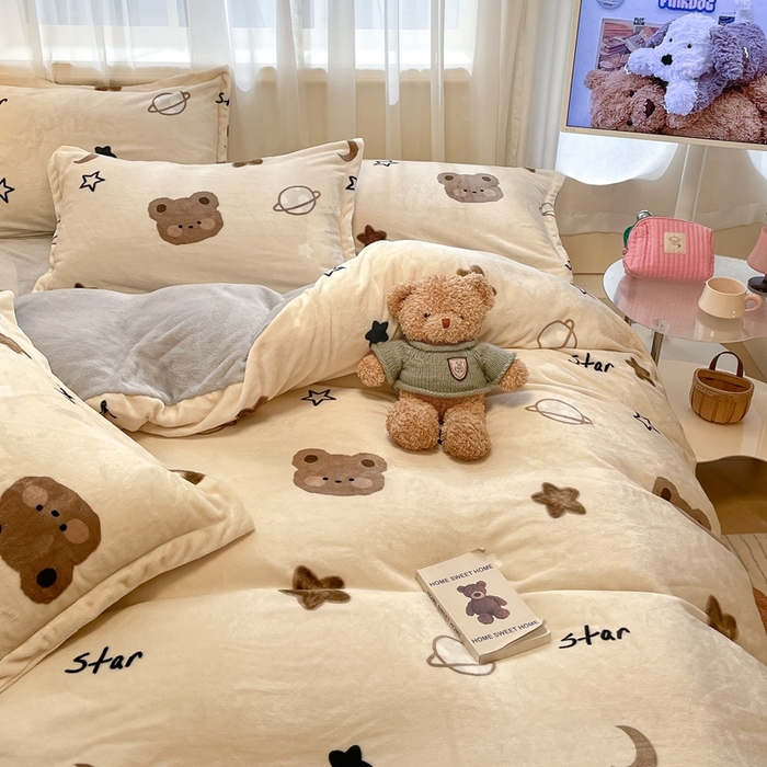 91家纺网 家纺一手货源 找家纺 川悦生活 2025新款高克重牛奶绒四件套-系列二 星际小熊
