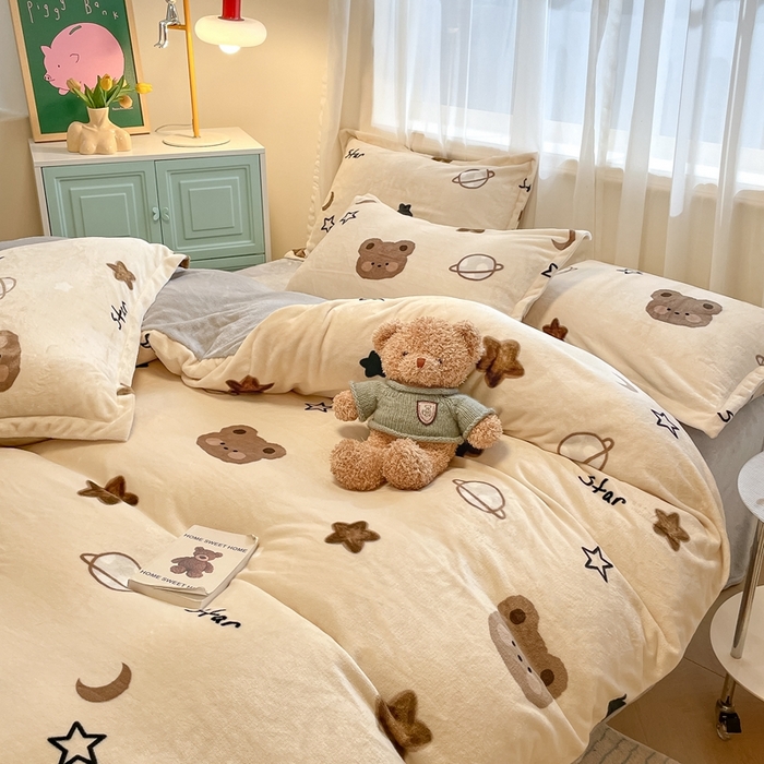 91家纺网 家纺一手货源 找家纺 川悦生活 2025新款高克重牛奶绒四件套-系列二 星际小熊