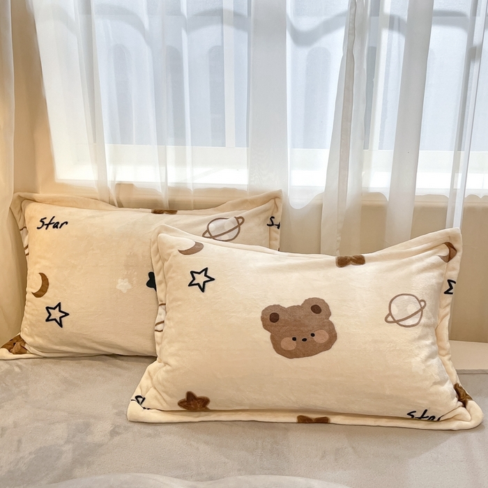 91家纺网 家纺一手货源 找家纺 川悦生活 2025新款高克重牛奶绒四件套-系列二 星际小熊